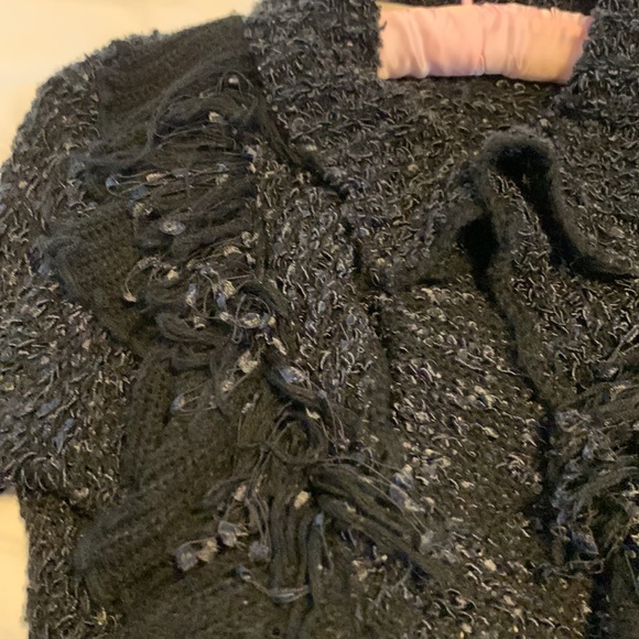 Melanie Lyne Sweater,  Black, long sleeves, high low length, L. - Picture 6 of 11